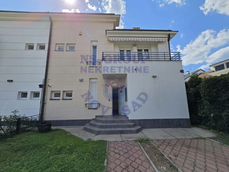 Kuća na prodaju Novi Sad 222m2, 574225