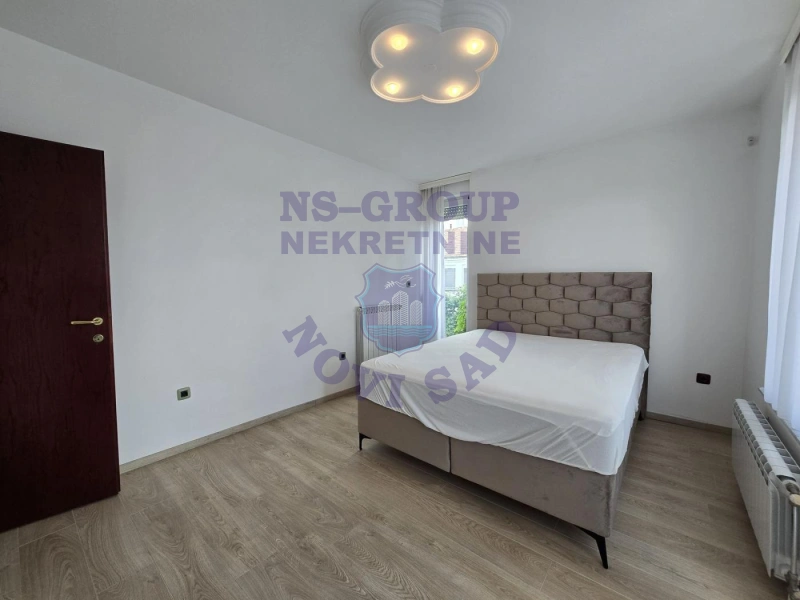 Kuća na prodaju Novi Sad 222m2, 574225
