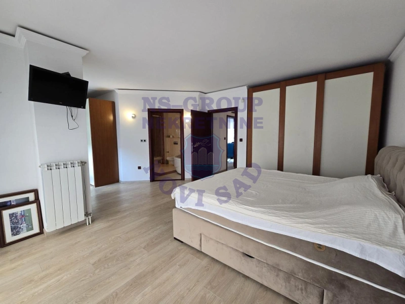 Kuća na prodaju Novi Sad 222m2, 574225