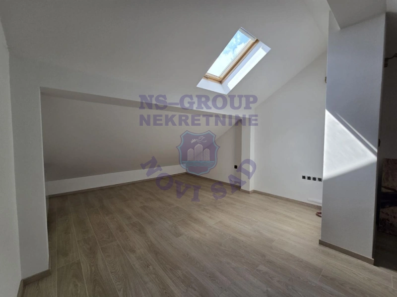 Kuća na prodaju Novi Sad 222m2, 574225