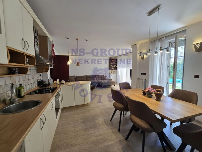 Kuća na prodaju Novi Sad 222m2, 574225