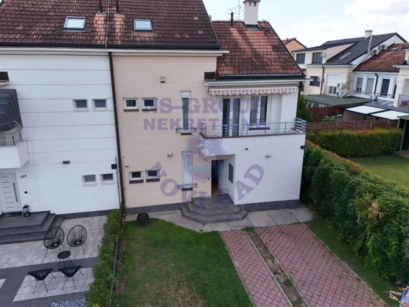 Kuća na prodaju Novi Sad 222m2, 574225