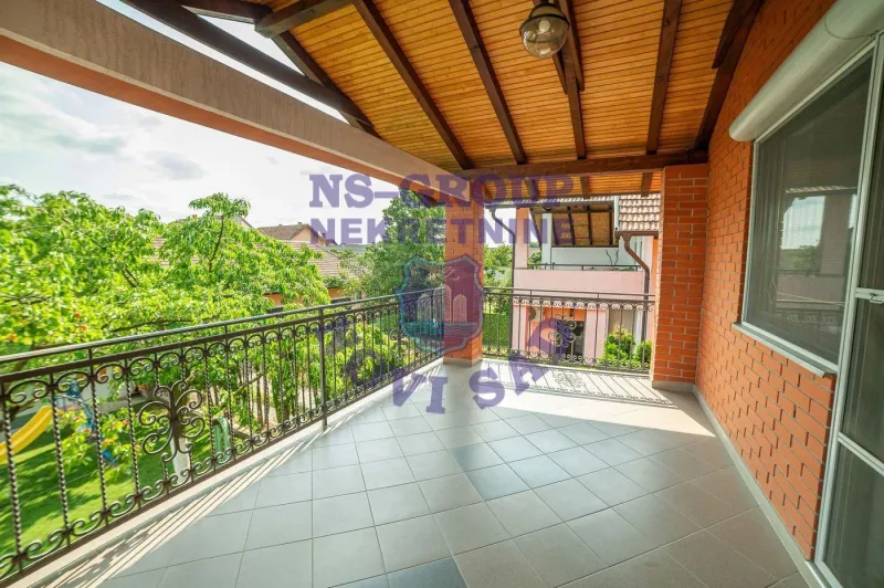 kuca na prodaju Futog 280m2 574739