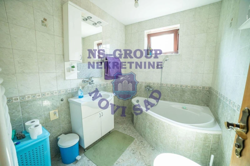 kuca na prodaju Futog 280m2 574739