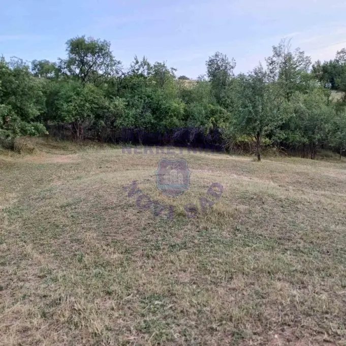 Plac na prodaju Jazak 3910m2, 573681