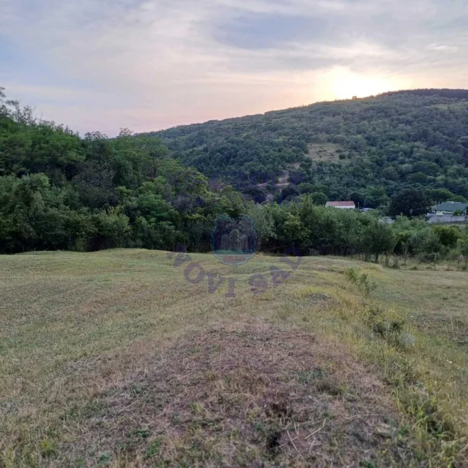 Plac na prodaju Jazak 3910m2, 573681