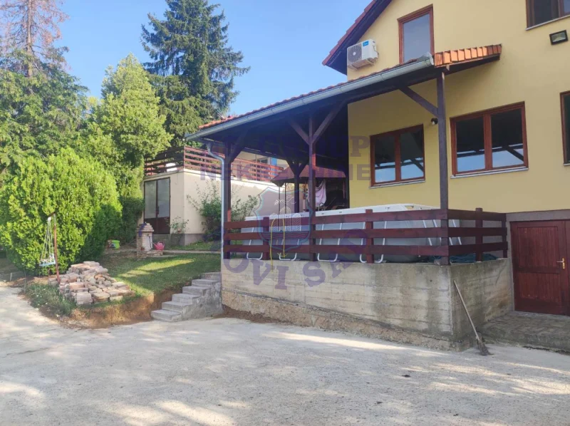 kuca na prodaju Sremska Kamenica 207m2 574547
