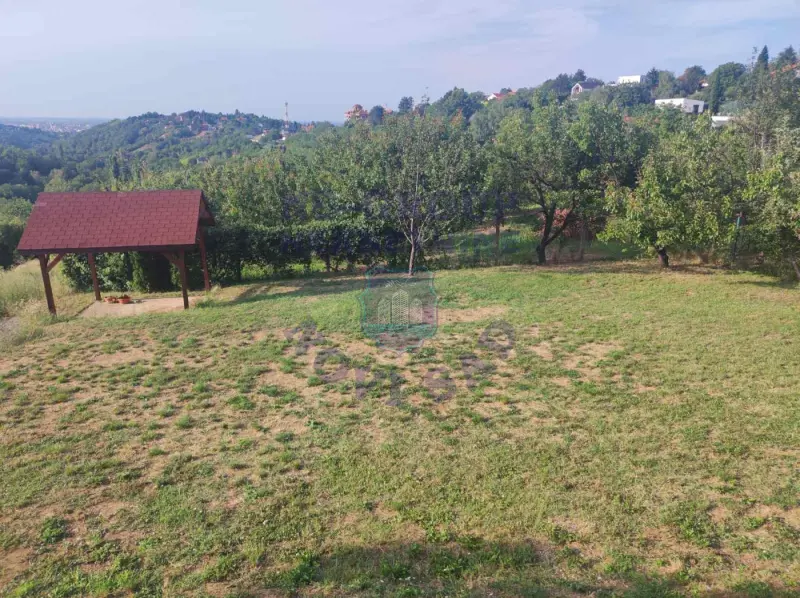 kuca na prodaju Sremska Kamenica 207m2 574547
