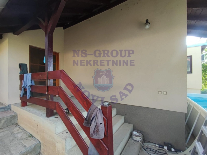 kuca na prodaju Sremska Kamenica 207m2 574547