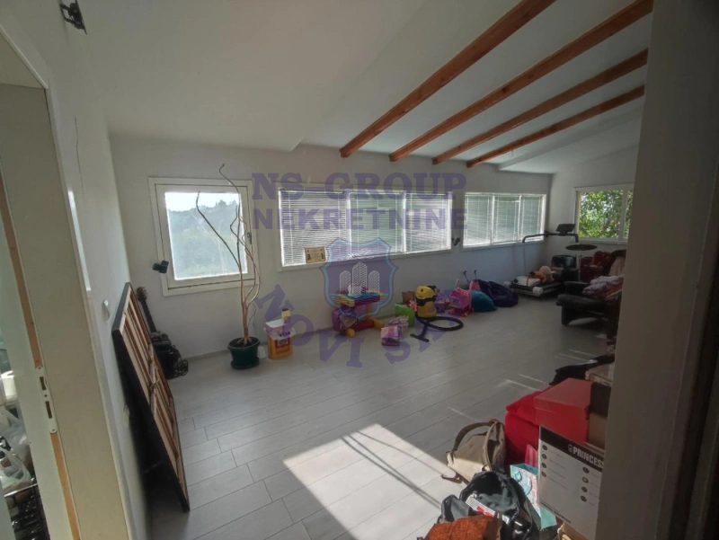 kuca na prodaju Sremska Kamenica 207m2 574547