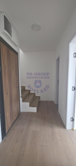 stan na prodaju Veternik 67m2 548679