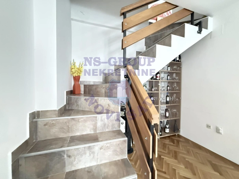 stan na prodaju Novi Sad 81m2 574773