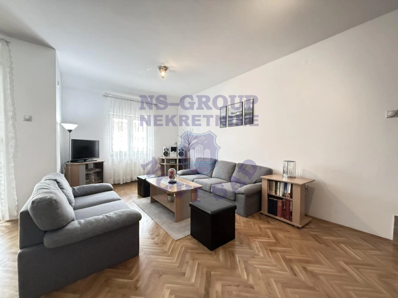 stan na prodaju Novi Sad, 81m2 574773