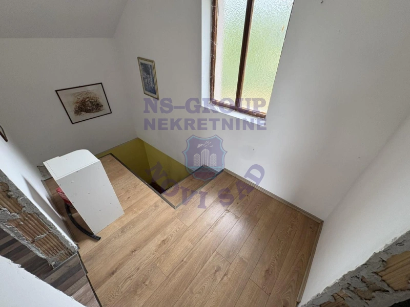 kuca na prodaju Sremski Karlovci 52m2 574784