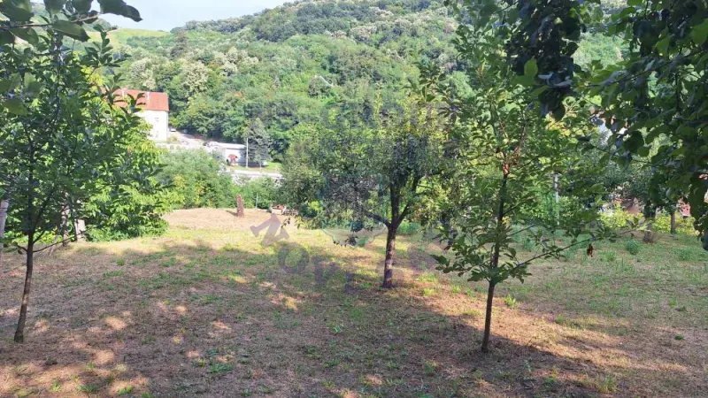 plac na prodaju Rakovac 1403m2 551519