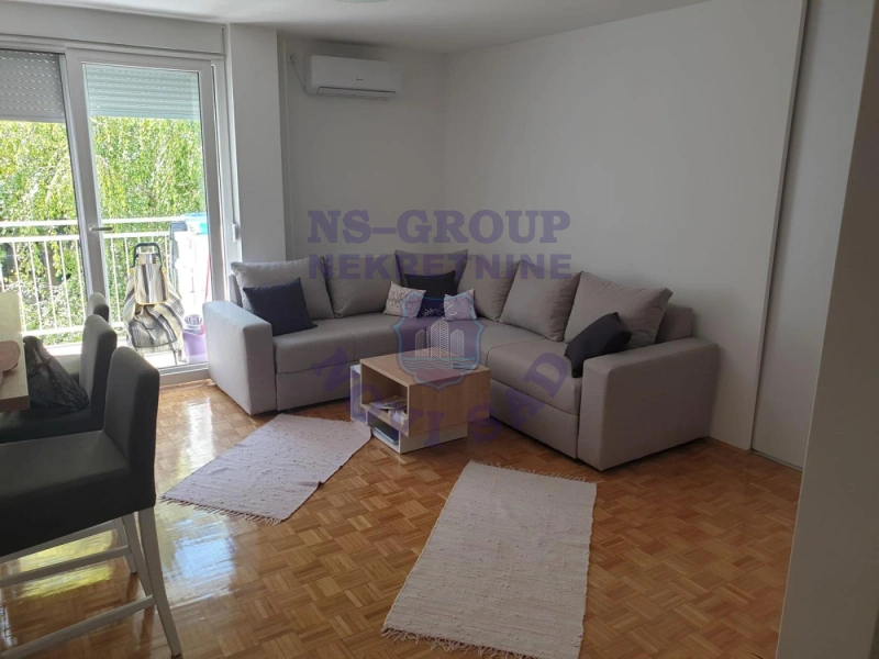 stan na prodaju Novi Sad, 76m2 574808