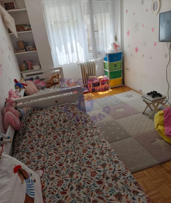 stan na prodaju Novi Sad 76m2 574808
