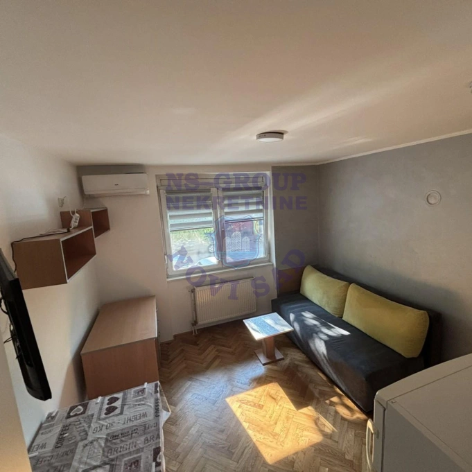 stan za izdavanje Novi Sad, 21m2 16982