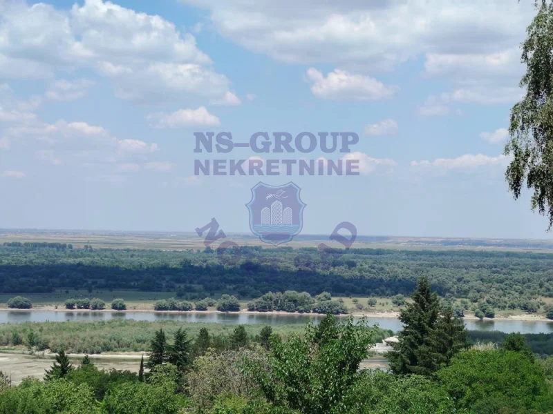 plac na prodaju Krčedin 607m2 574859