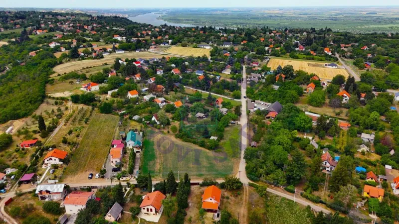 plac na prodaju Čortanovci 1037m2 574118