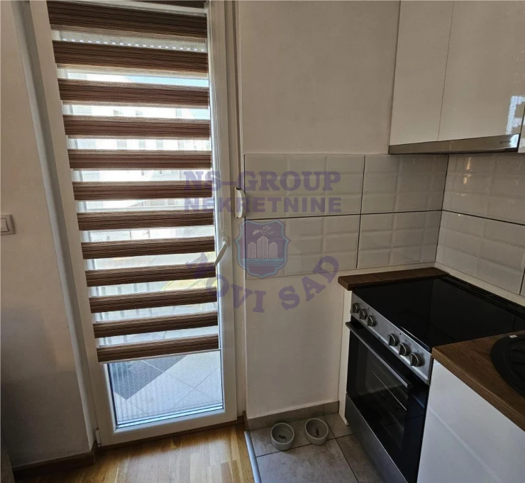 stan na prodaju Novi Sad 76m2 574883