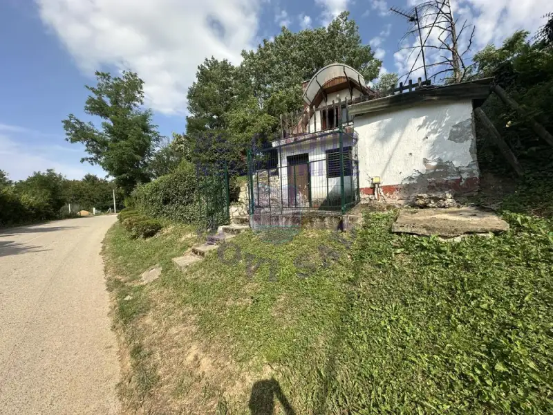 kuca na prodaju Čerević 33m2 574927