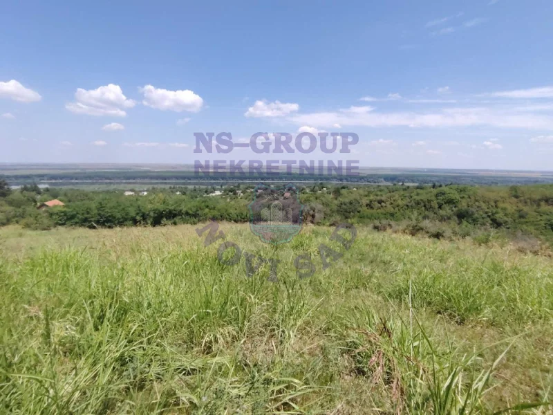 plac na prodaju Krčedin 5672m2 574871