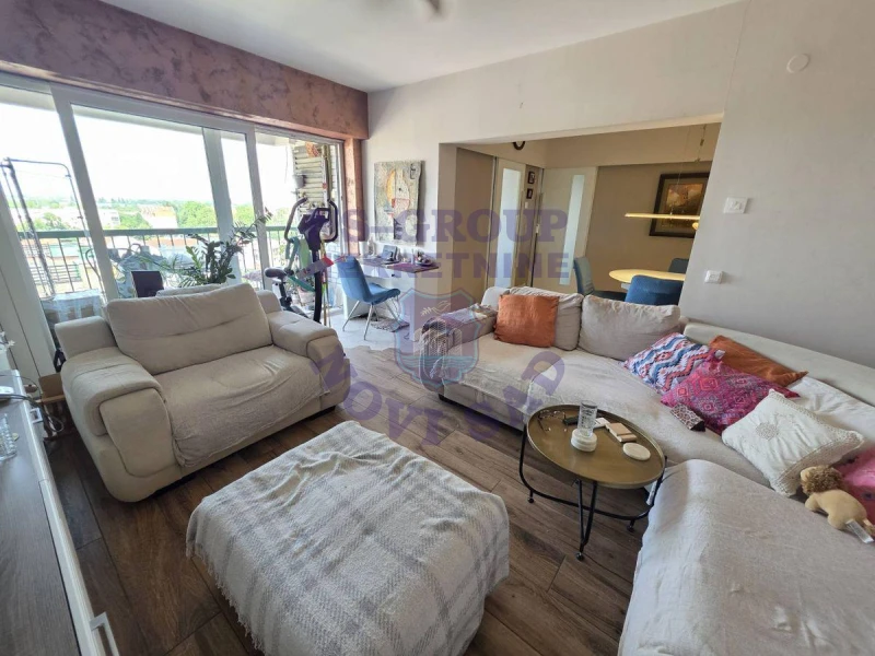 stan na prodaju Novi Sad, 75m2 574938