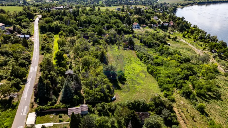 Plac na prodaju Banoštor 3104m2, 574125