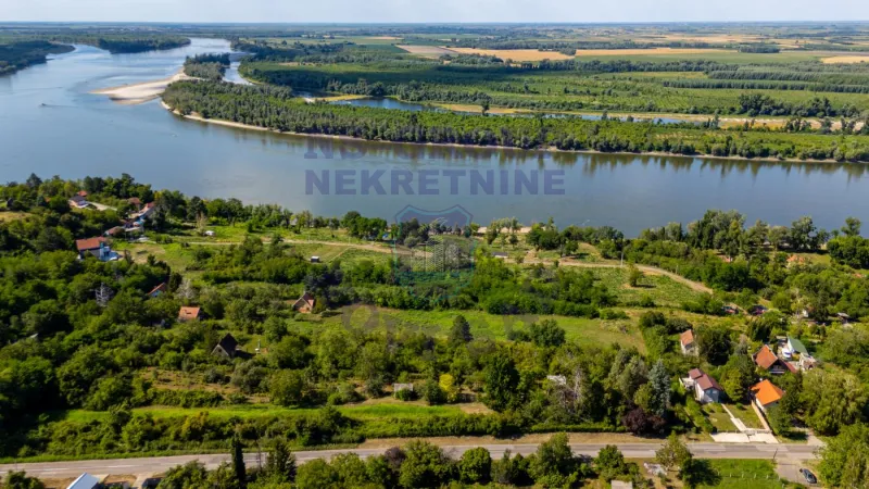 Plac na prodaju Banoštor 3104m2, 574125