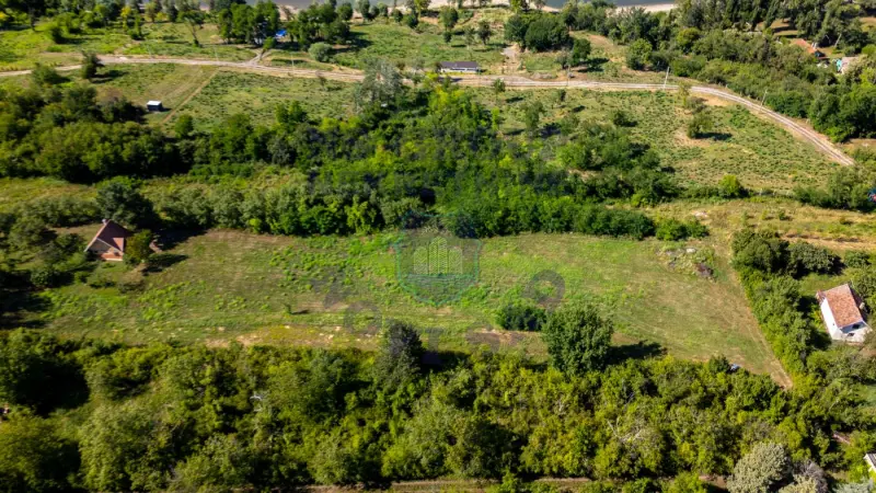 Plac na prodaju Banoštor 3104m2, 574125