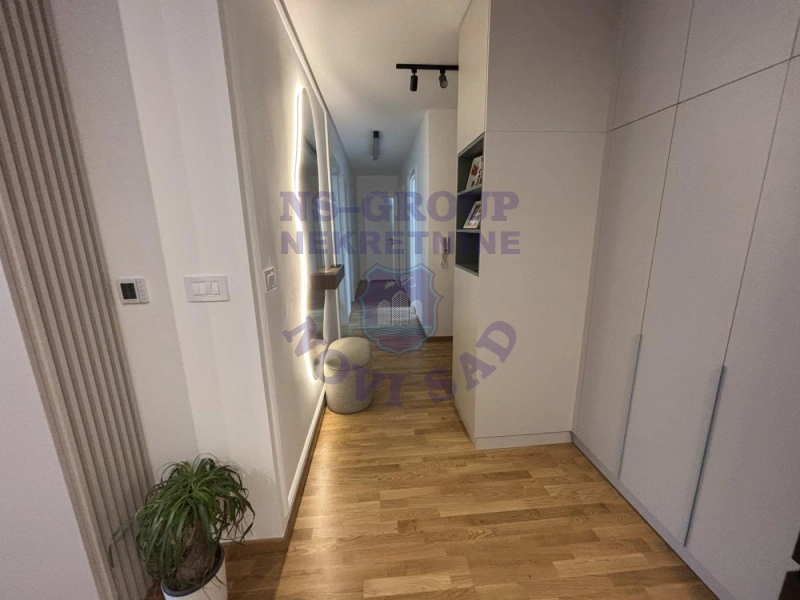 stan na prodaju Novi Sad 77m2 574839