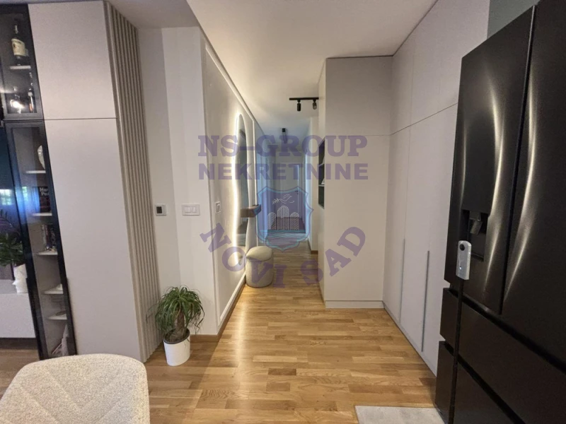 stan na prodaju Novi Sad 77m2 574839