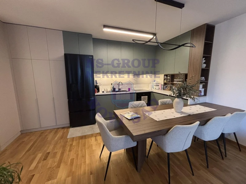 stan na prodaju Novi Sad 77m2 574839
