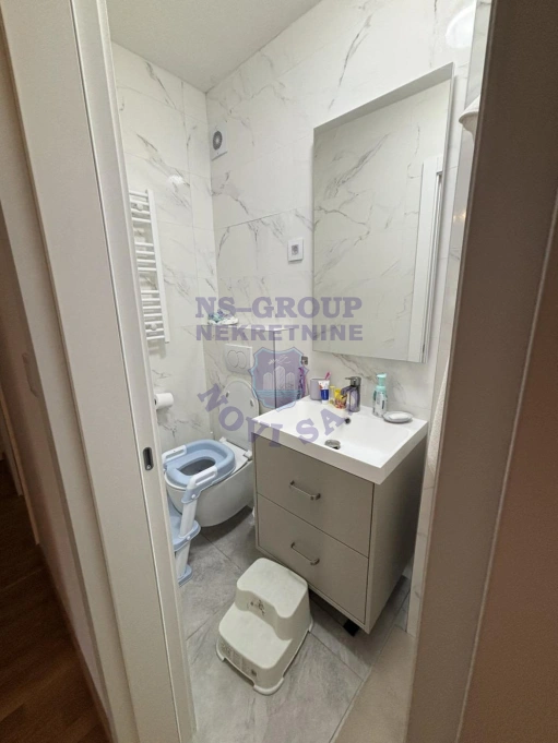 stan na prodaju Novi Sad 77m2 574839