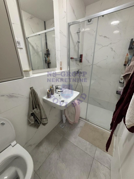stan na prodaju Novi Sad 77m2 574839