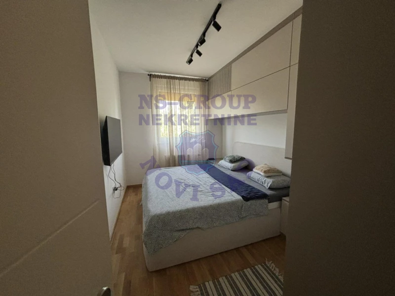 stan na prodaju Novi Sad 77m2 574839