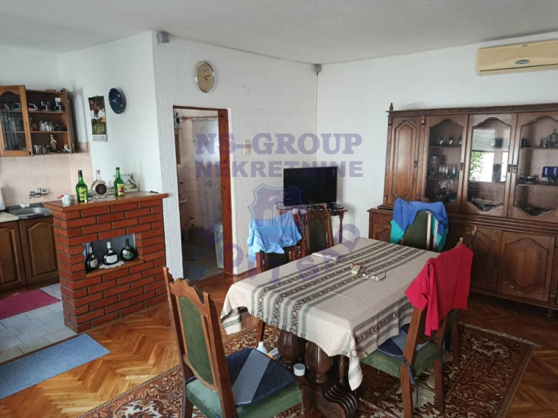 kuca na prodaju Bačka Palanka 297m2 574939