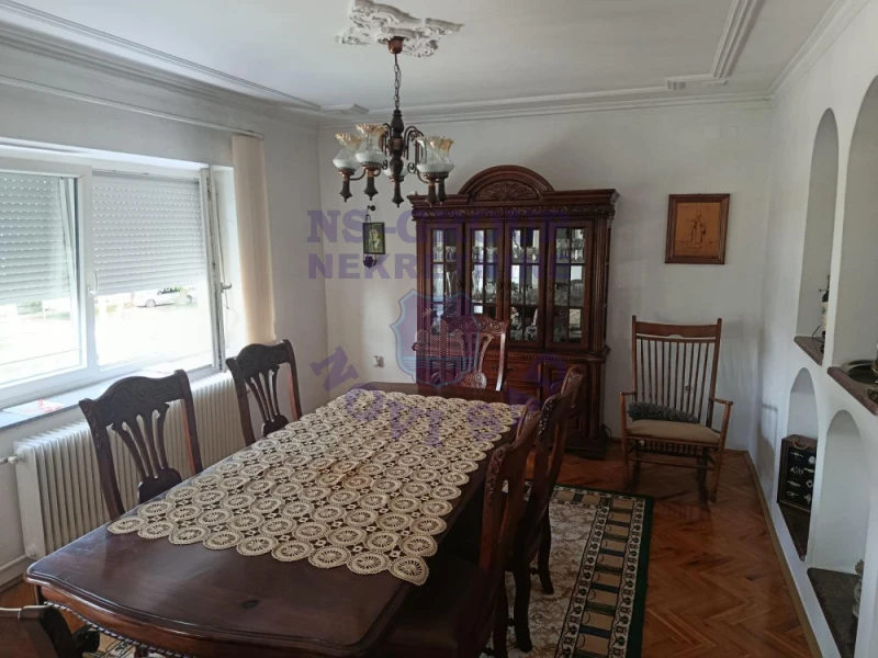 kuca na prodaju Bačka Palanka 297m2 574939