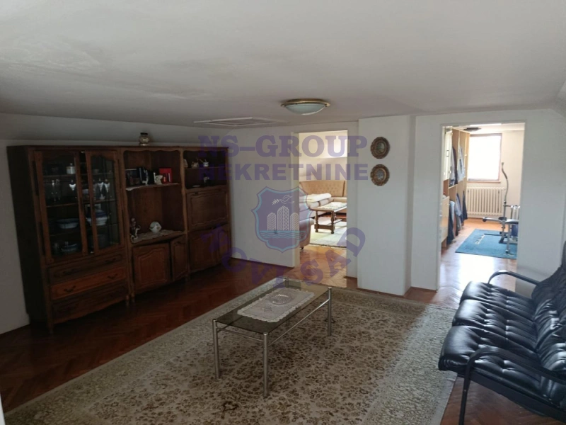 kuca na prodaju Bačka Palanka 297m2 574939