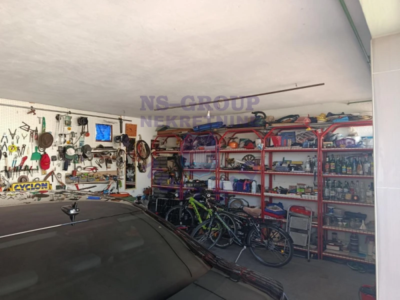 kuca na prodaju Bačka Palanka 297m2 574939