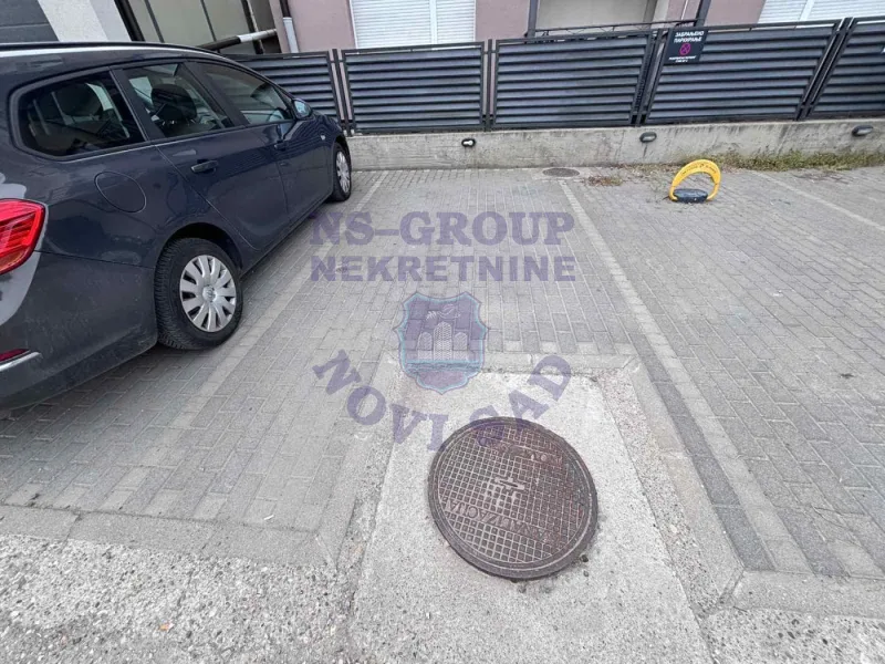 stan na prodaju Veternik 54m2 575014