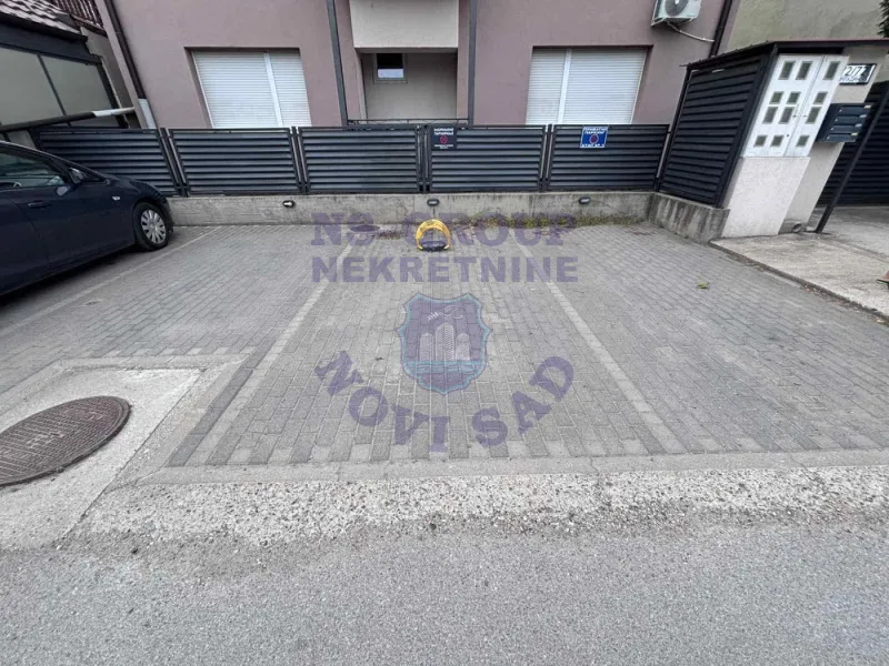 stan na prodaju Veternik 54m2 575014