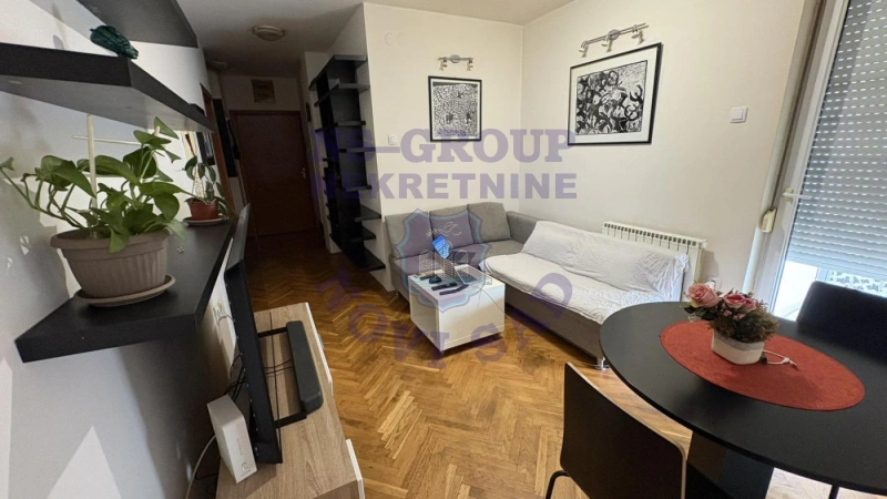 stan na prodaju Novi Sad, 41m2 574240