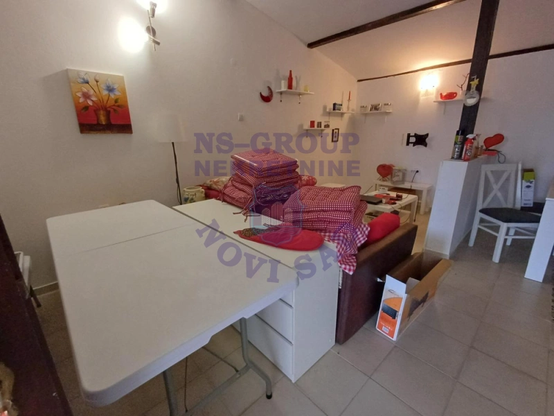 kuca na prodaju Krčedin 50m2 574953