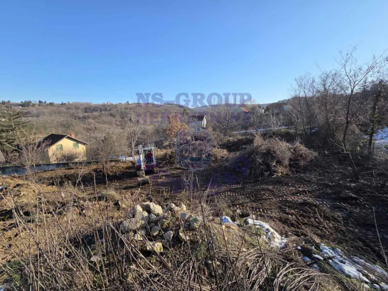 plac na prodaju Sremska Kamenica, 1136m2 575009
