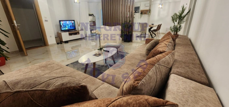 stan za izdavanje Petrovaradin, 100m2 17011