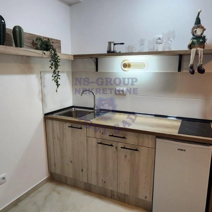 stan za izdavanje Petrovaradin 30m2 17009