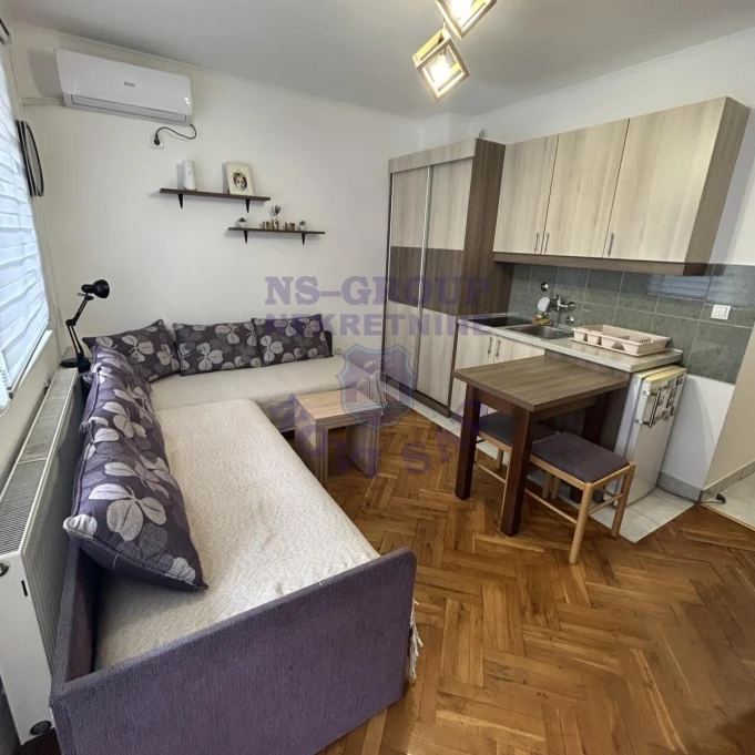 stan za izdavanje Novi Sad 25m2 17028