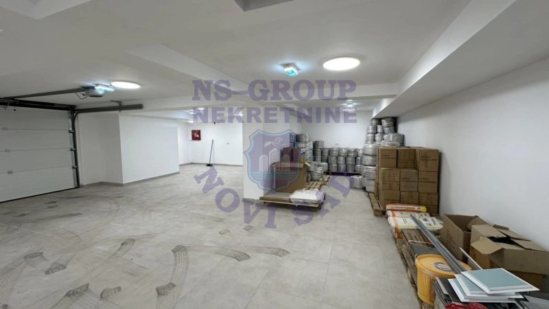 lokal za izdavanje Novi Sad 355m2 16983